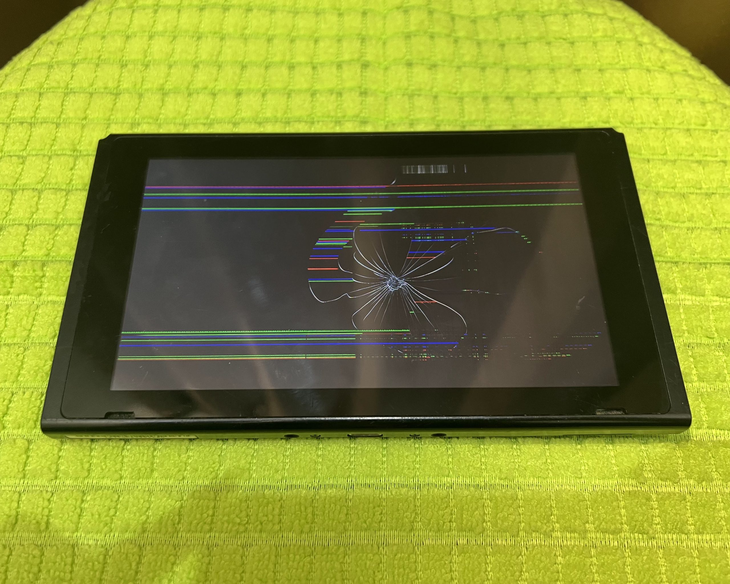 NintendoSwitch液晶のみ ご依頼急増中！Nintendo Switch 液晶画面修理/瀬戸内市からのお客様